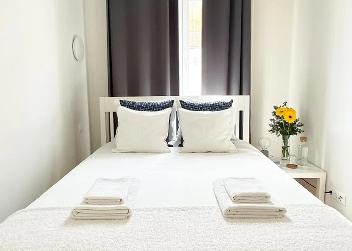 Private In A Historic Building On Rua Augusta Lisbona