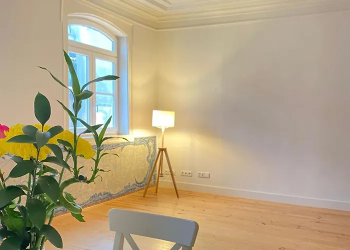 Private In A Historic Building On Rua Augusta