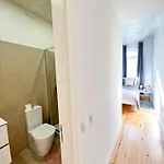 Private In A Historic Building On Rua Augusta Homestay szállás *