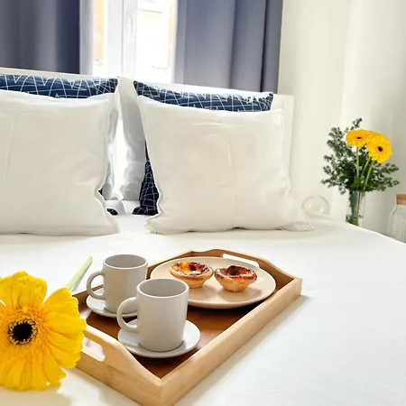 Cozy With Privative Bathroom On Rua Augusta 리스본