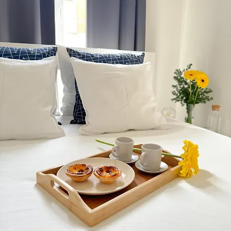 Cozy With Privative Bathroom On Rua Augusta Privatunterkunft