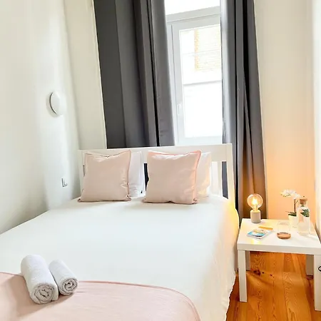Cozy With Privative Bathroom On Rua Augusta 홈스테이 리스본
